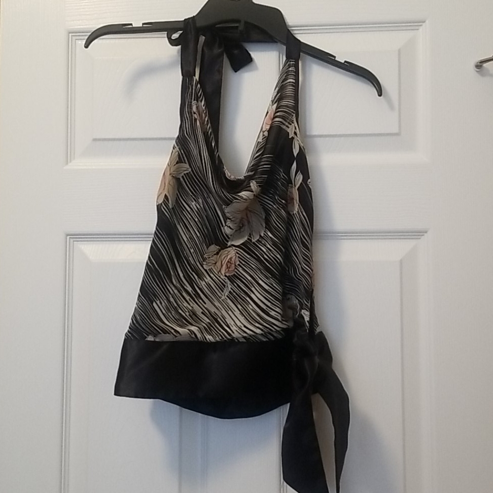 Halter top